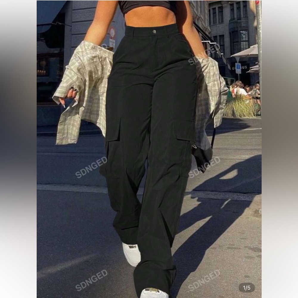 Stylish Black Cargo Pants for Women